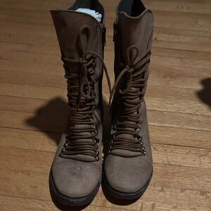 Joie Tan Brown Lace-Up Women's used good cond  Boots Sz 7